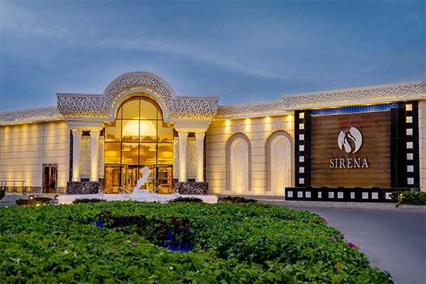 Hotel-from-outside-2